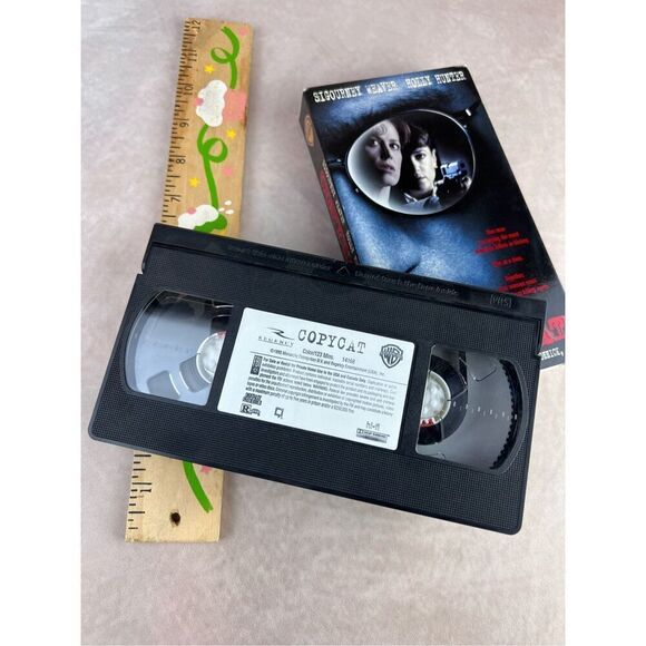 Vintage Horror Thriller Copycat (VHS, 1996) Psychological Thriller ,Sigourney We - Picture 4 of 4